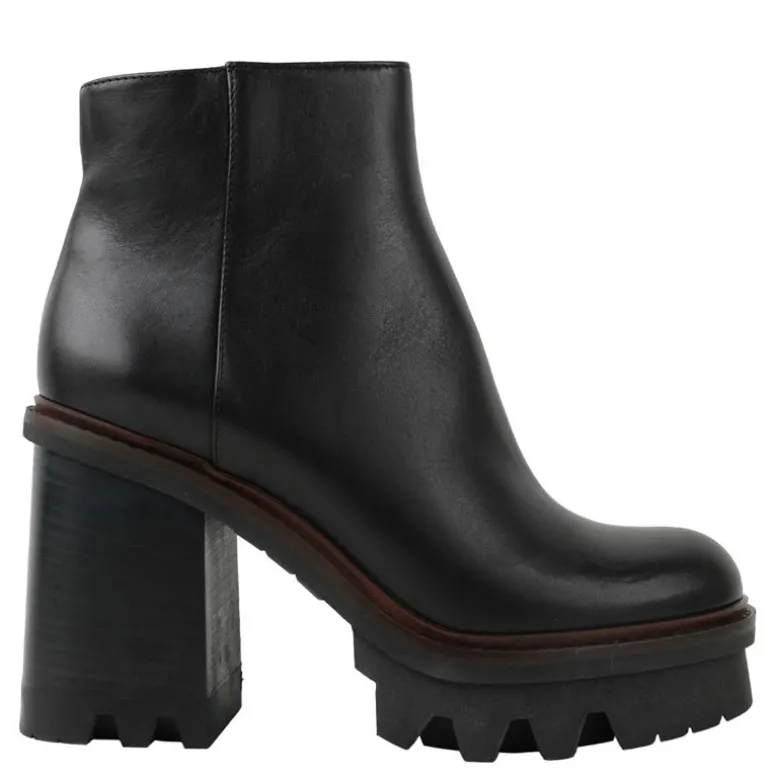 AGL boots d267500