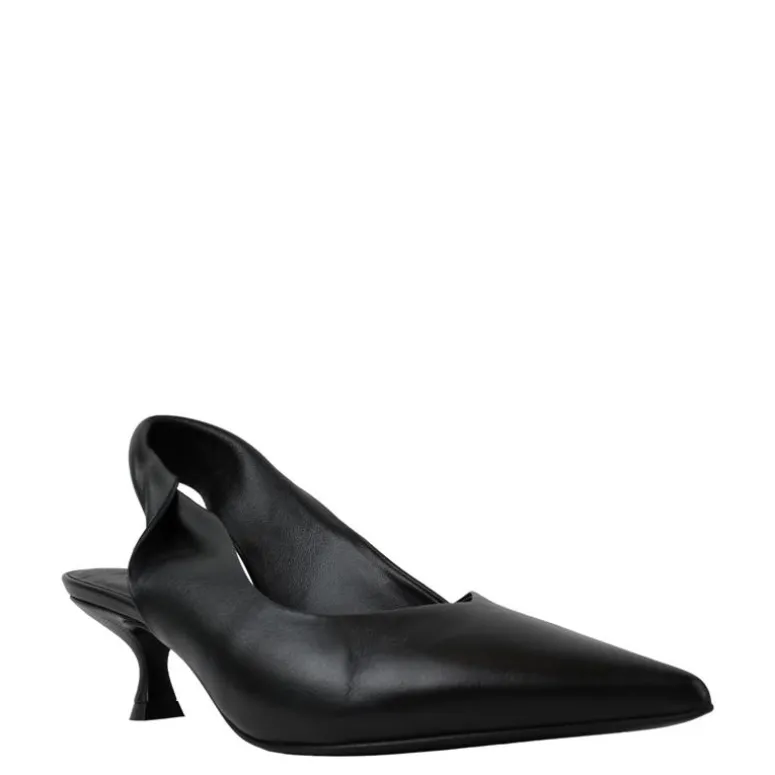 STRATEGIA pumps a5704